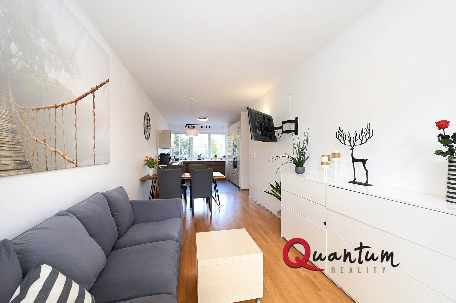 Pronájem domu 185 m² s pozemkem 229 m² – pohled 5
