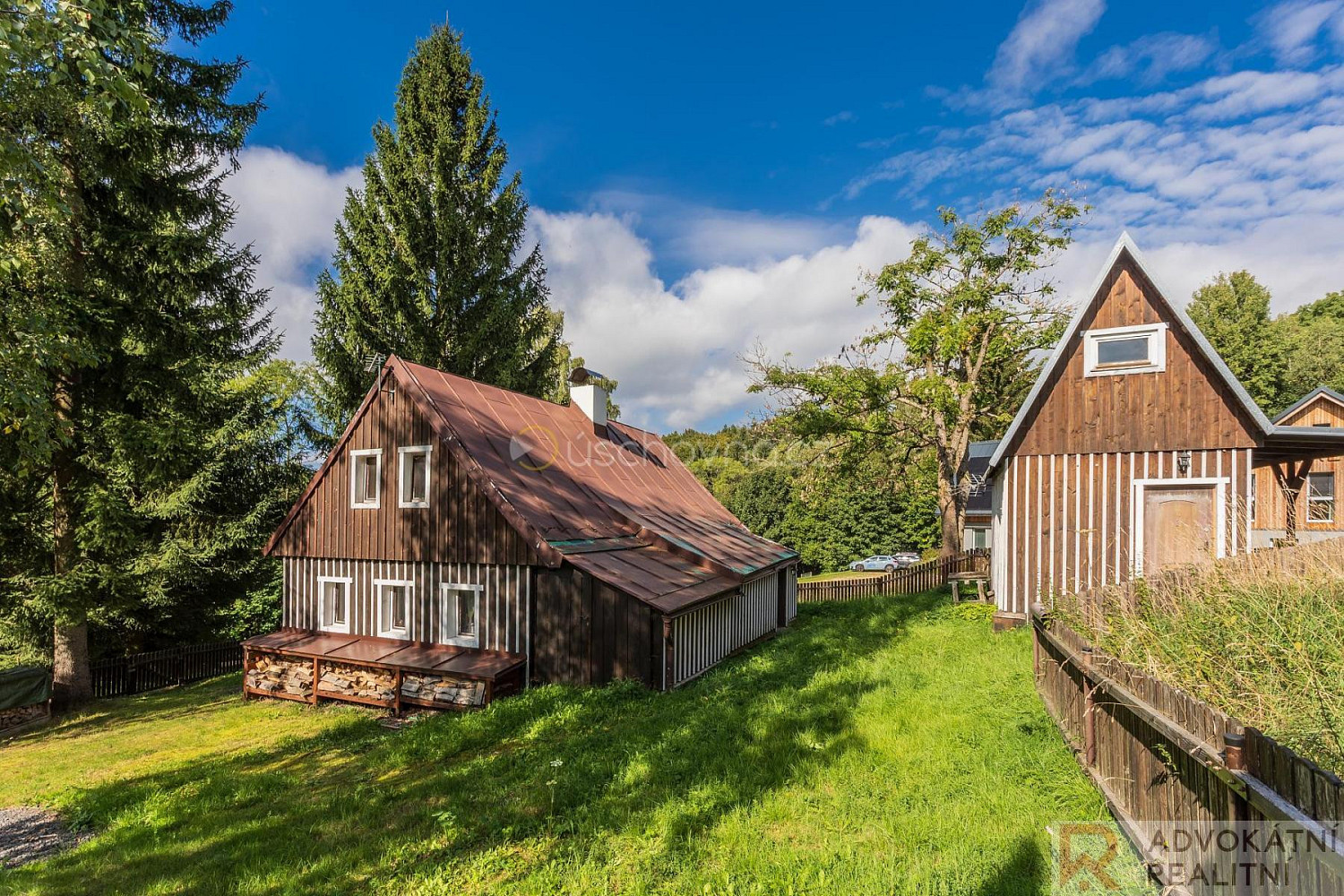 Prodej domu 120 m² s pozemkem 498 m² – fotografie 2