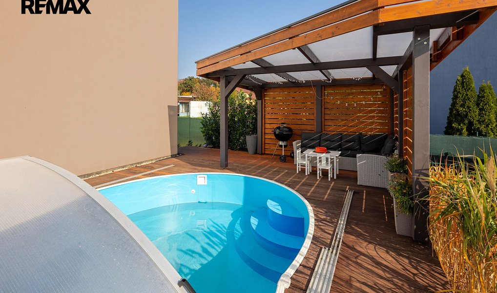 Prodej domu 199 m² s pozemkem 524 m², Hovorčovice – náhled fotky 7