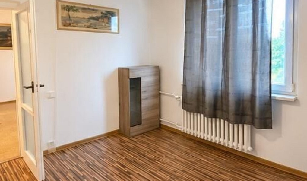 Pronájem bytu 2+1 51 m², Karlovy Vary – náhled fotky 2