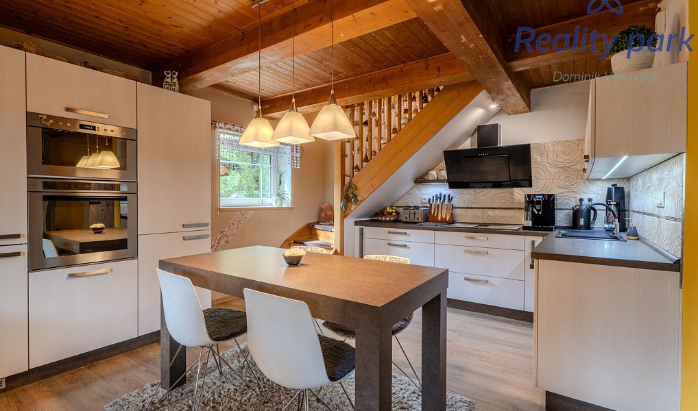Prodej domu 110 m² s pozemkem 1 594 m², Brumovice – náhled fotky 10
