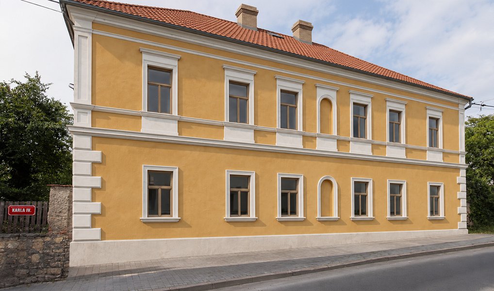 Prodej stavebního pozemku 3 000 m², Vysoký Újezd – náhled fotky 3