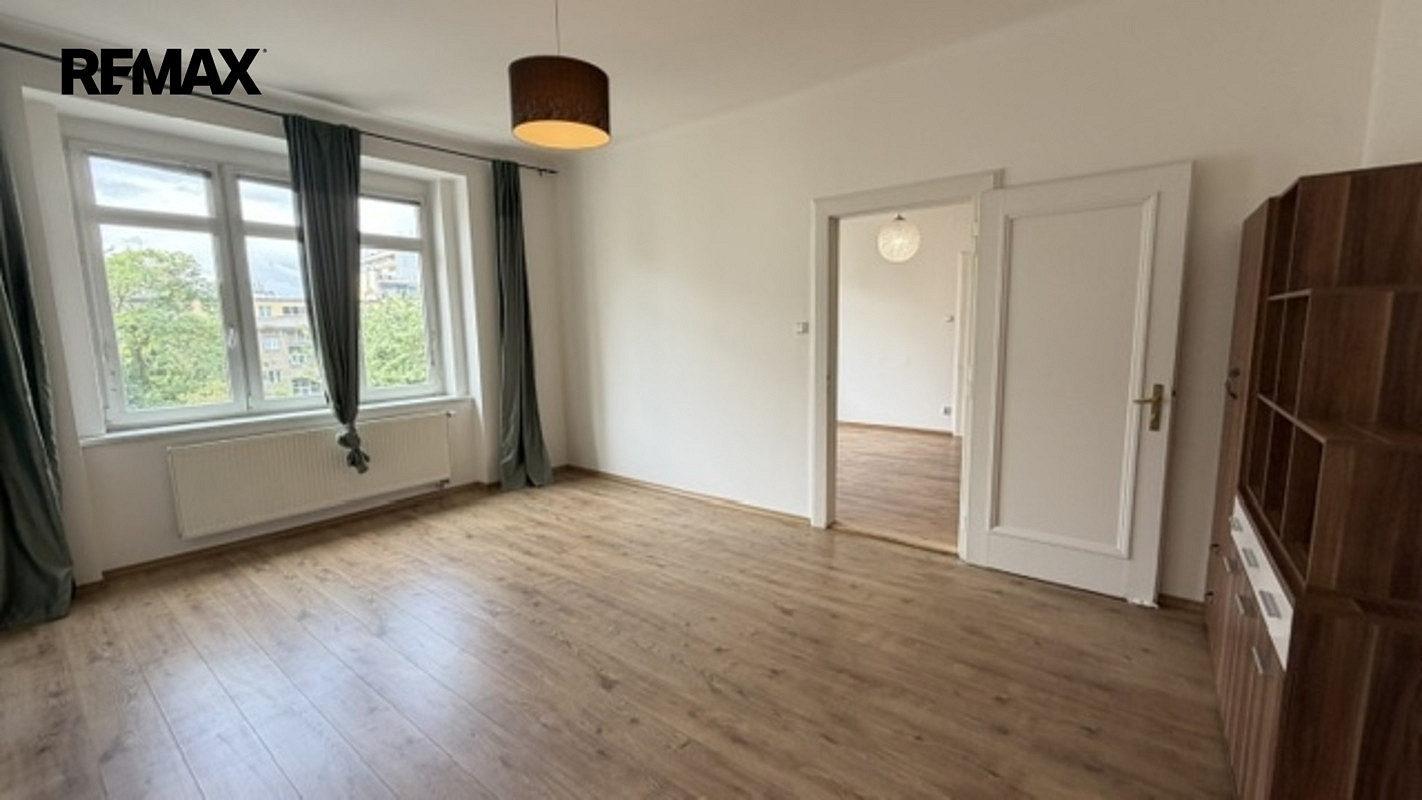 Pronájem bytu 2+kk 72 m² — photo 3