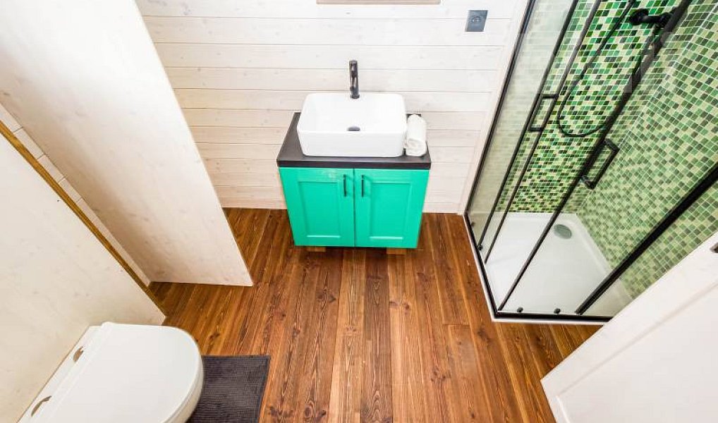Prodej tiny house 20 m2 - plně vybavený, 2 loft na spaní, koupelna se sprchou, Přelouč – náhled fotky 5