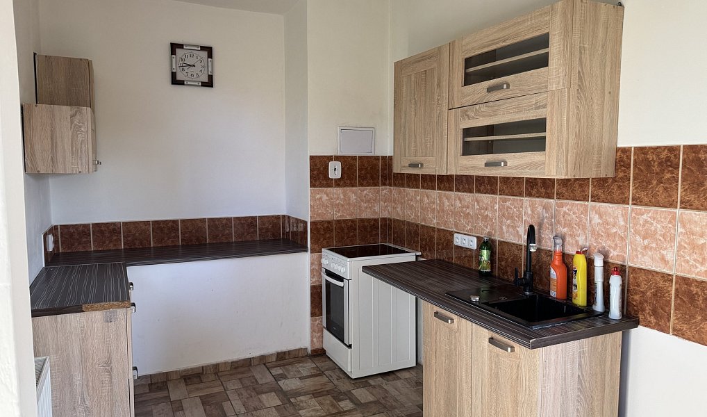 Prodej nájemního domu, činžáku 1 165 m², Šluknov – náhled fotky 7