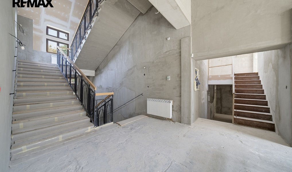 Prodej ubytovacího objektu 1 500 m², Karlovy Vary – náhled fotky 25