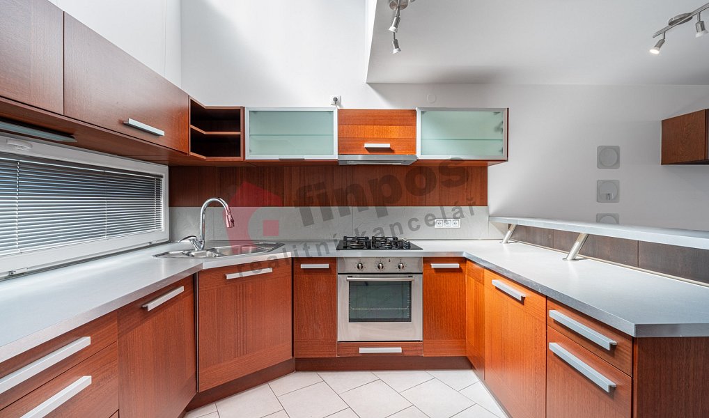 Pronájem bytu 3+kk 105 m², Praha – náhled fotky 8