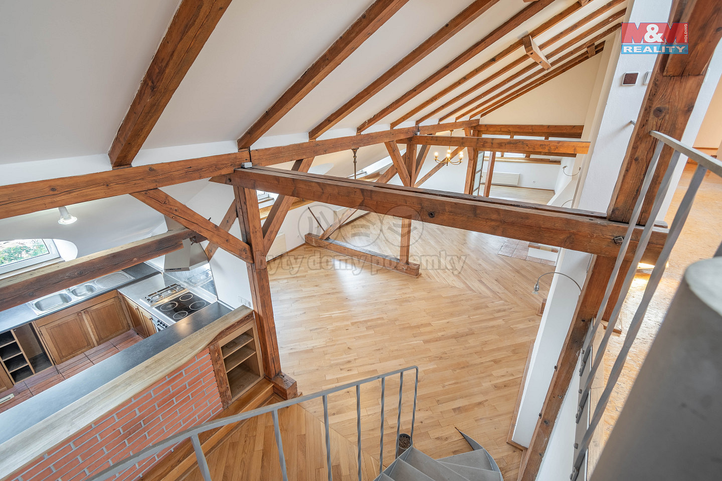 Prodej bytu atypického 266 m² – fotografie 3