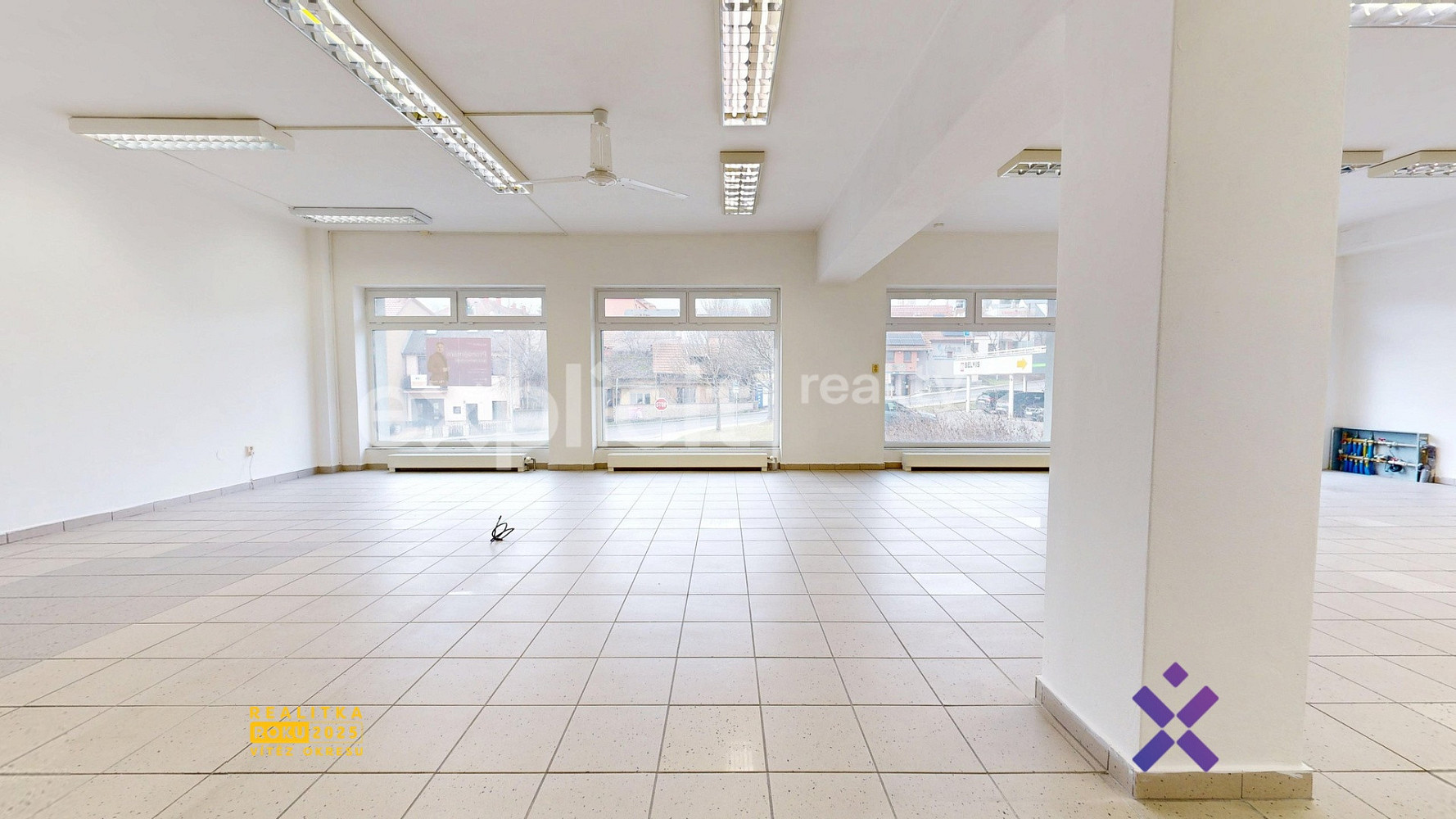 Pronájem obchodních prostor 108 m² — photo 4