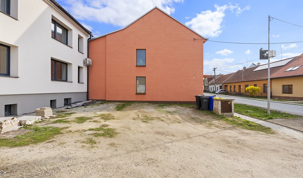 Prodej bytu 1+kk 38 m², Telnice – náhled fotky 12