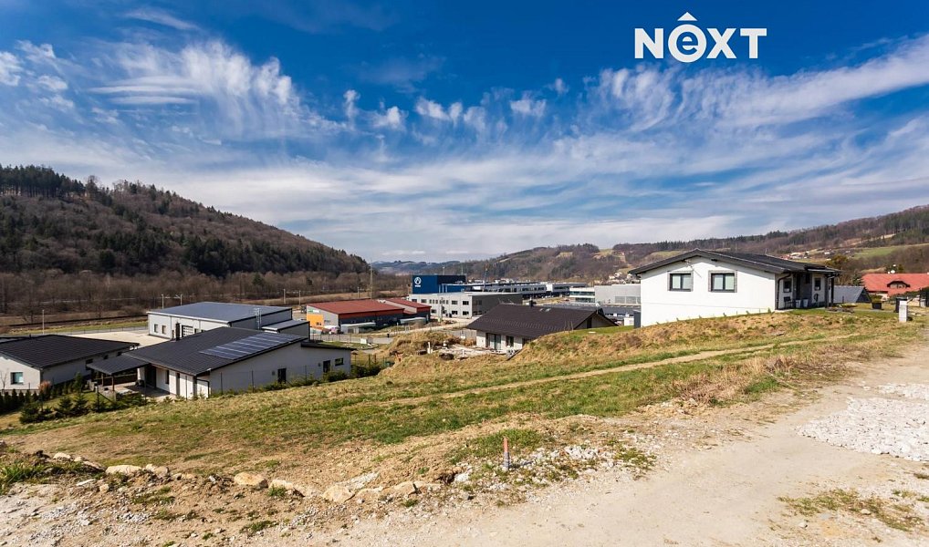Prodej stavebního pozemku 1 078 m², Vsetín – náhled fotky 3