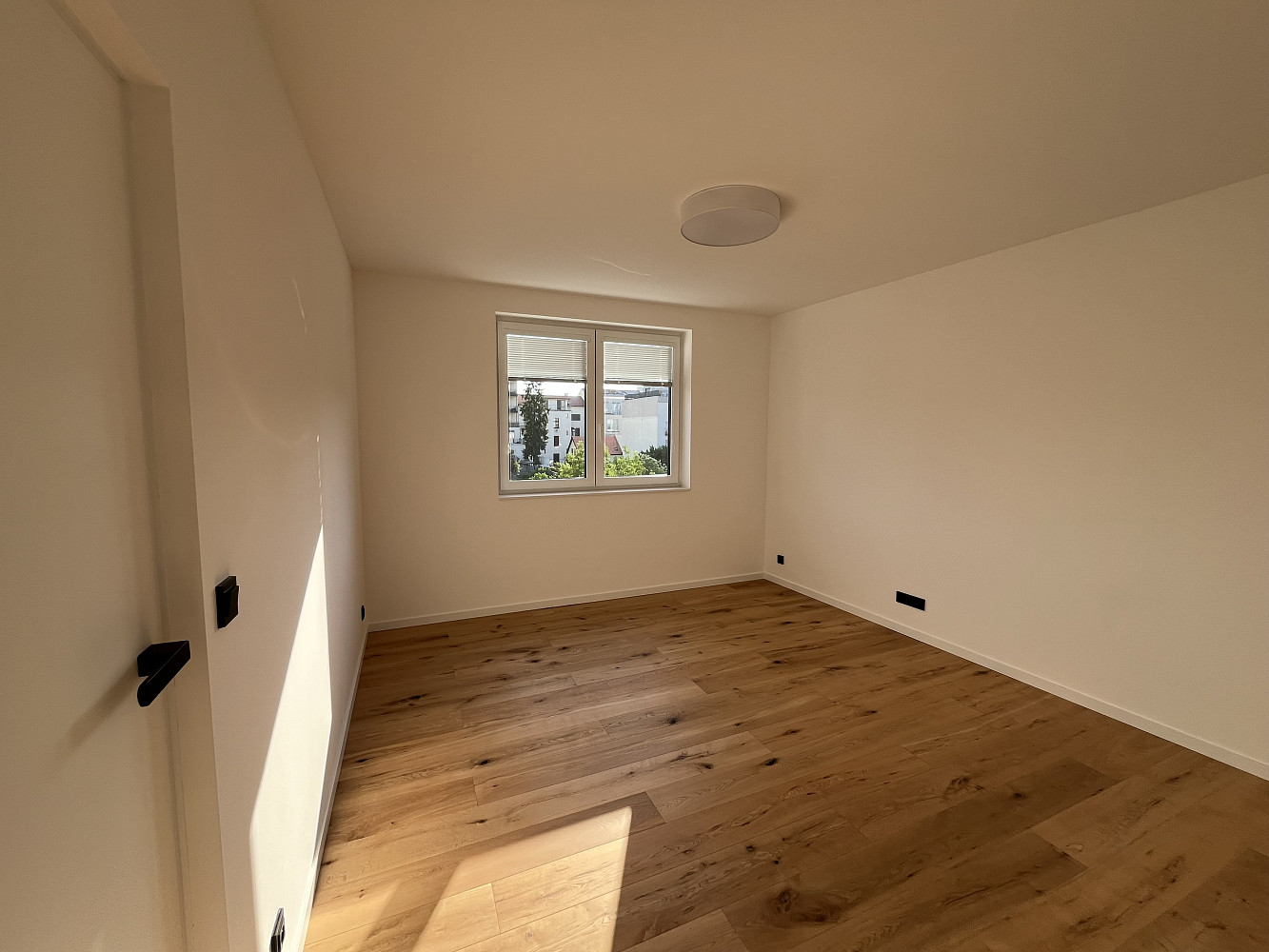 Prodej bytu 2+kk 70 m² – pohled 4