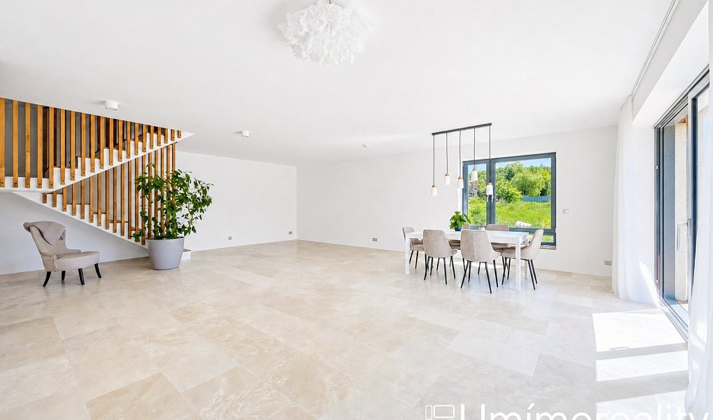 Prodej domu 161 m² s pozemkem 1 704 m², Kařez – náhled fotky 5