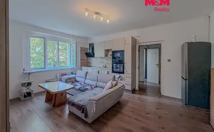 Pronájem bytu 1+kk 30 m², U Spravedlnosti, Louny