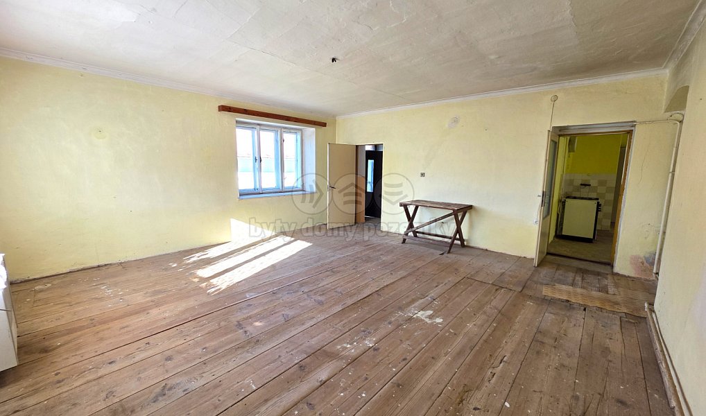 Prodej domu 238 m² s pozemkem 3 800 m², Fulnek – náhled fotky 8