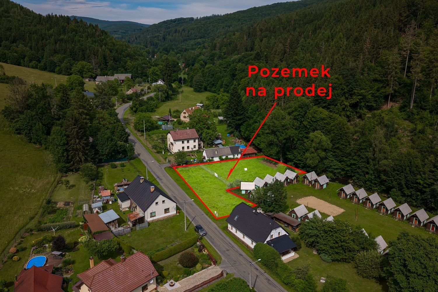 Prodej stavebního pozemku 1 399 m² — photo 2