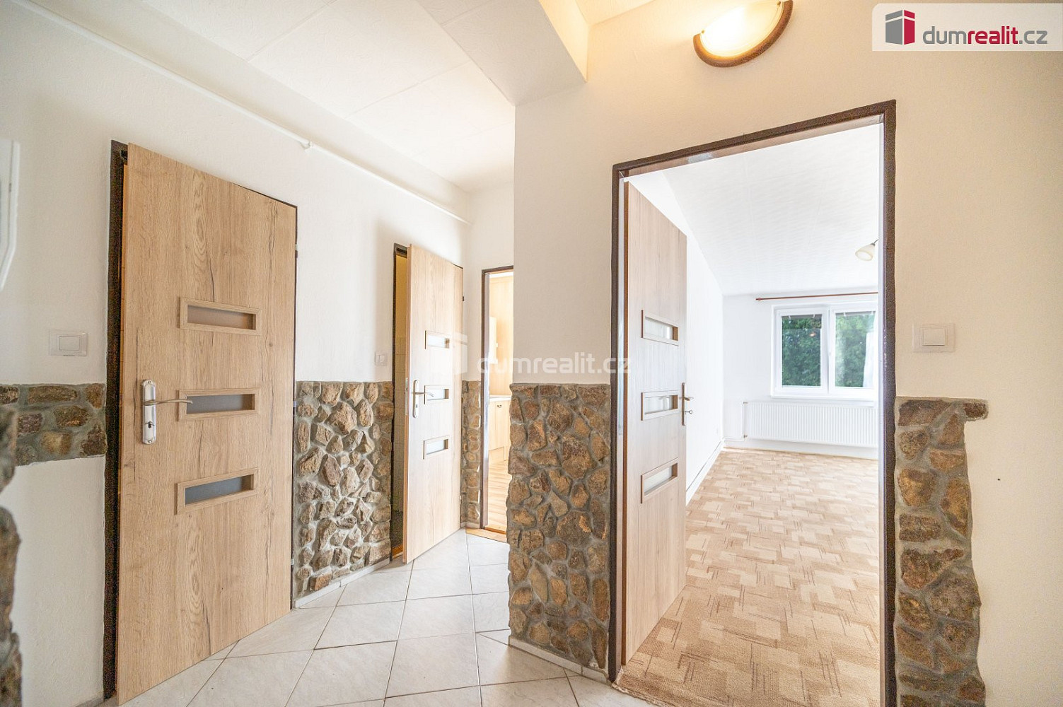 Pronájem bytu 1+1 41 m² – fotografie 3