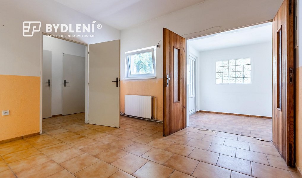 Prodej domu 314 m² s pozemkem 560 m², Krupka – náhled fotky 25