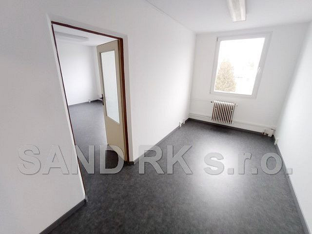 Pronájem kanceláře 15 m² – fotografie 2