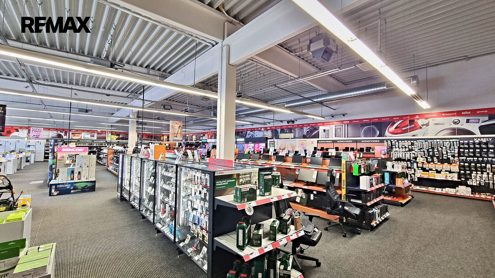 Pronájem obchodních prostor 795 m² – fotografie 4