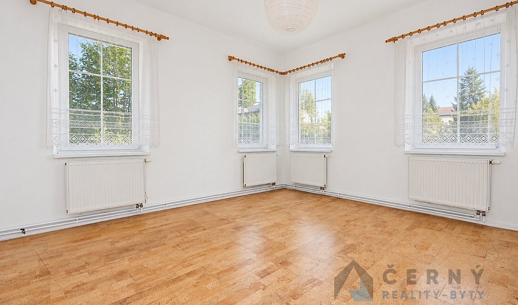 Pronájem bytu 2+1 60 m², Jablonec nad Nisou – náhled fotky 2