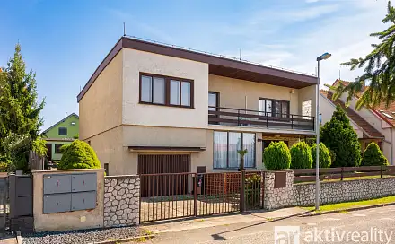 Prodej domu 143 m² s pozemkem 598 m²