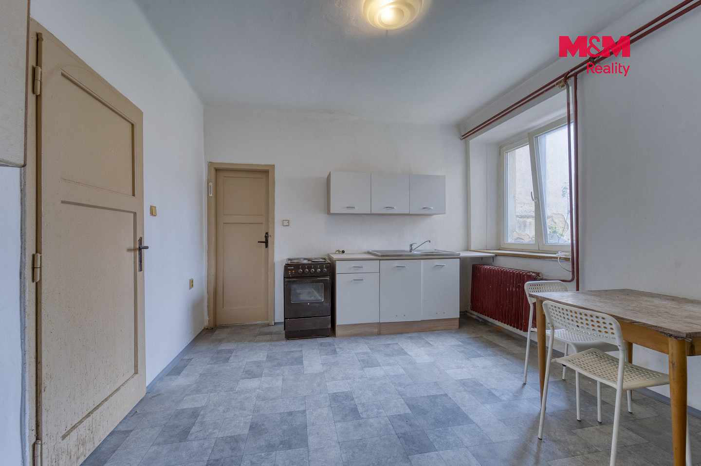 Prodej domu 180 m² s pozemkem 240 m² — photo 2