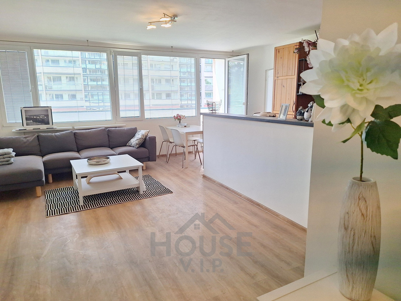 Pronájem bytu 4+kk 92 m²