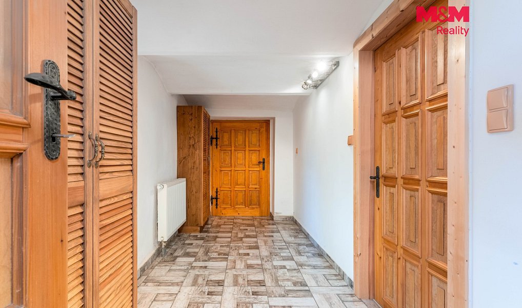 Prodej domu 279 m² s pozemkem 5 839 m², Volary – náhled fotky 14