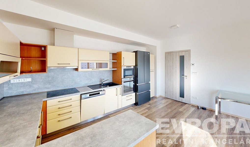 Pronájem bytu 3+kk 81 m², Havlíčkův Brod – náhled fotky 2