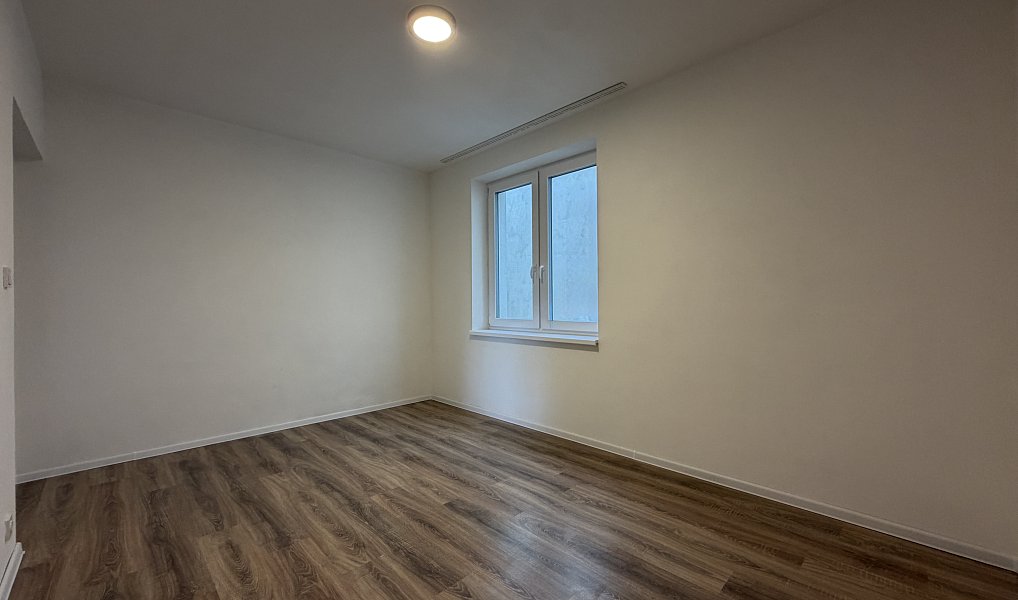 Pronájem bytu 3+kk 62 m², Znojmo – náhled fotky 14