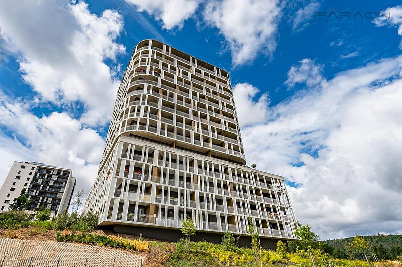 Prodej bytu 1+kk 31 m² — photo 2