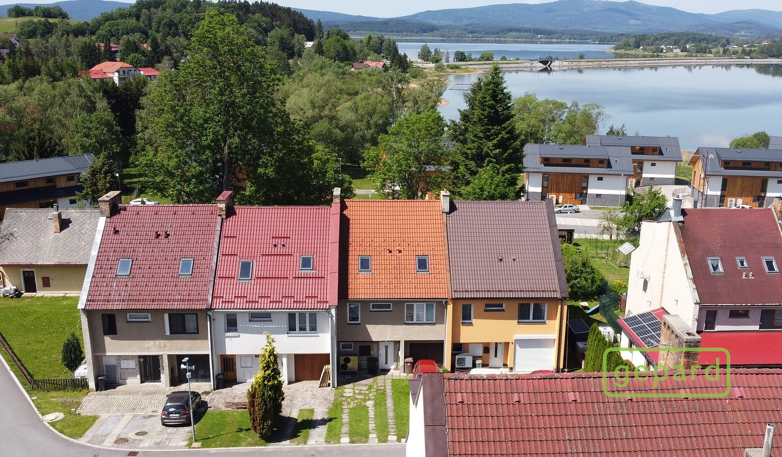 Prodej domu 150 m² s pozemkem 155 m² – pohled 2
