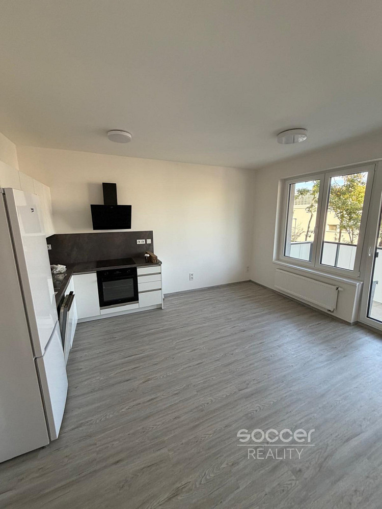 Pronájem bytu 2+kk 52 m² – fotografie 2