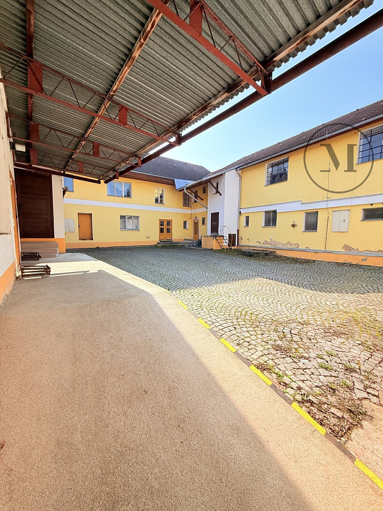 Pronájem výrobních prostor 300 m²