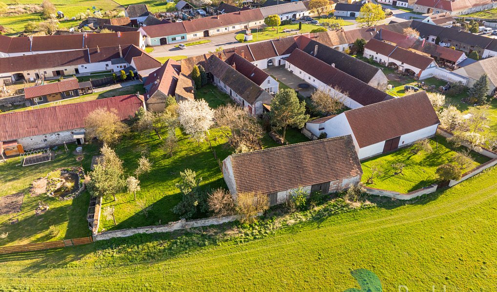 Prodej zemědělského objektu 232 m², Krašlovice – náhled fotky 4