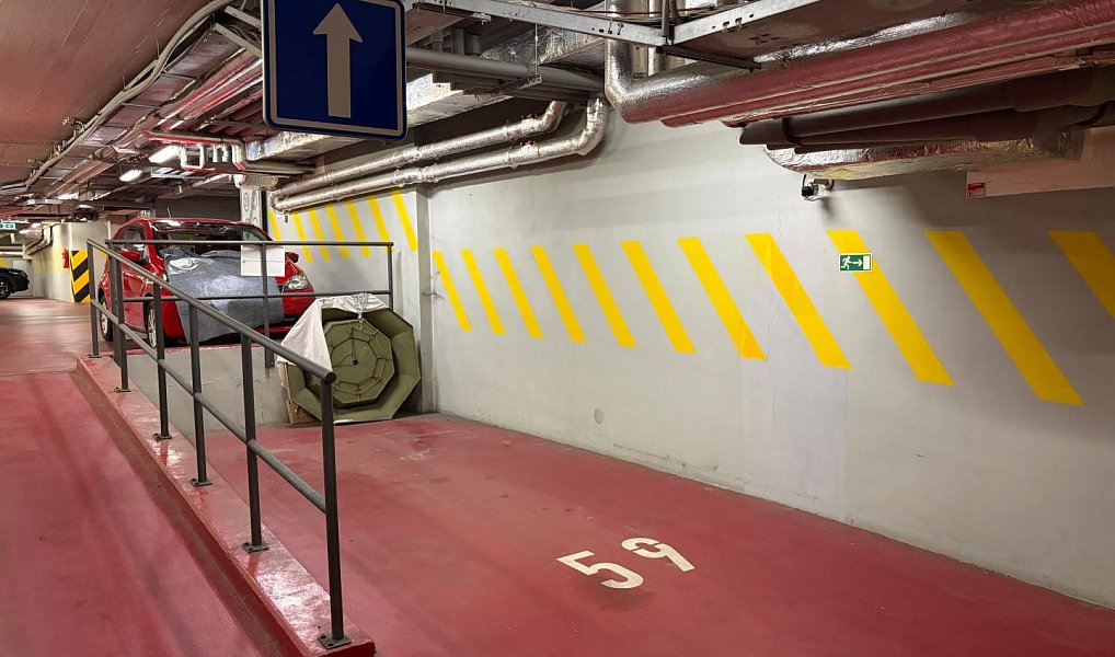 Pronájem garážového stání 12m2 Švédská, Praha - Smíchov, Praha – náhled fotky 4