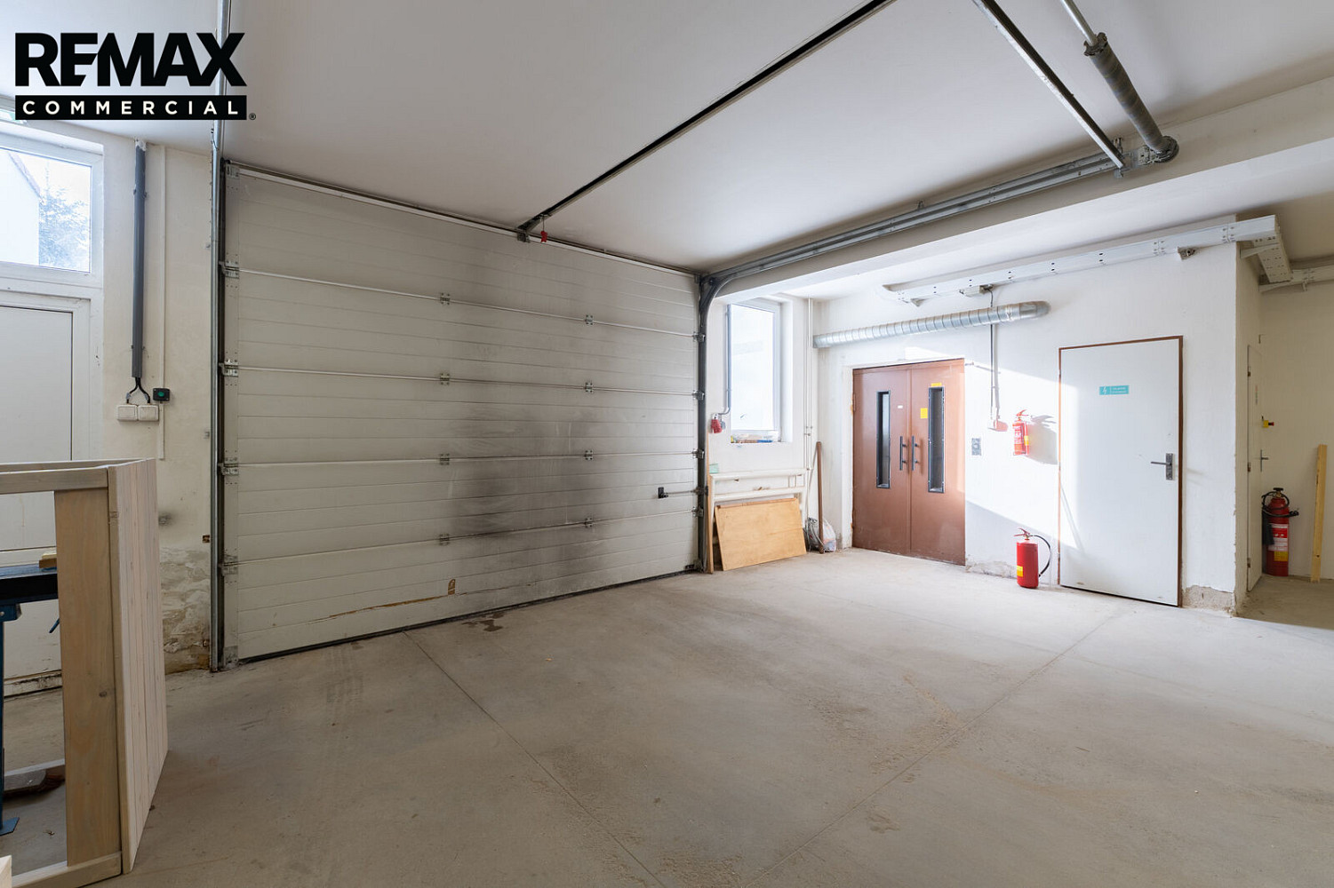 Prodej výrobních prostor 1 277 m² – fotografie 2