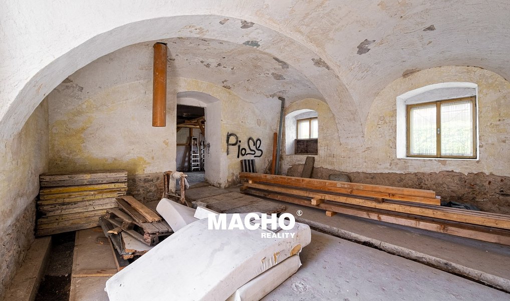 Prodej obchodních prostor 286 m², Řitka – náhled fotky 9