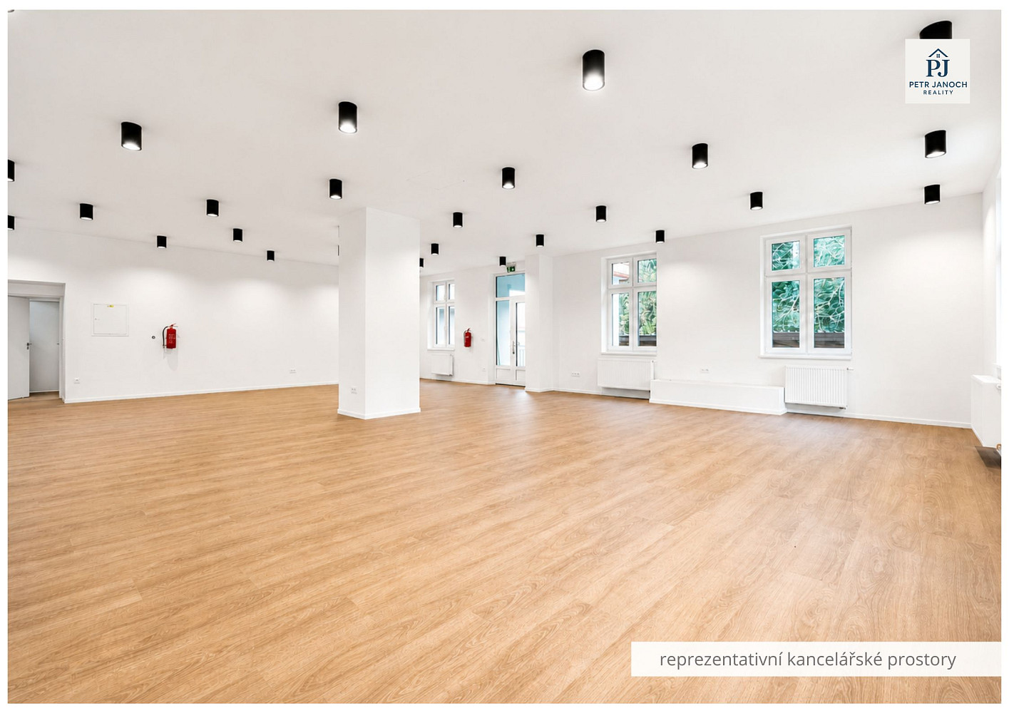 Pronájem kanceláře 177 m²