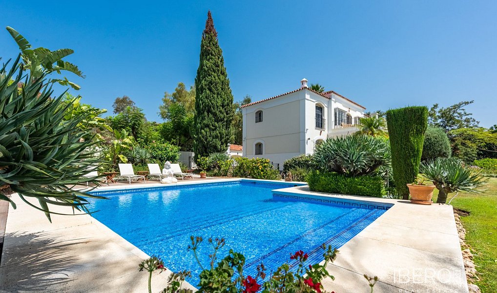 Prodej rodinného domu, 403 m², Nueva Andalucía