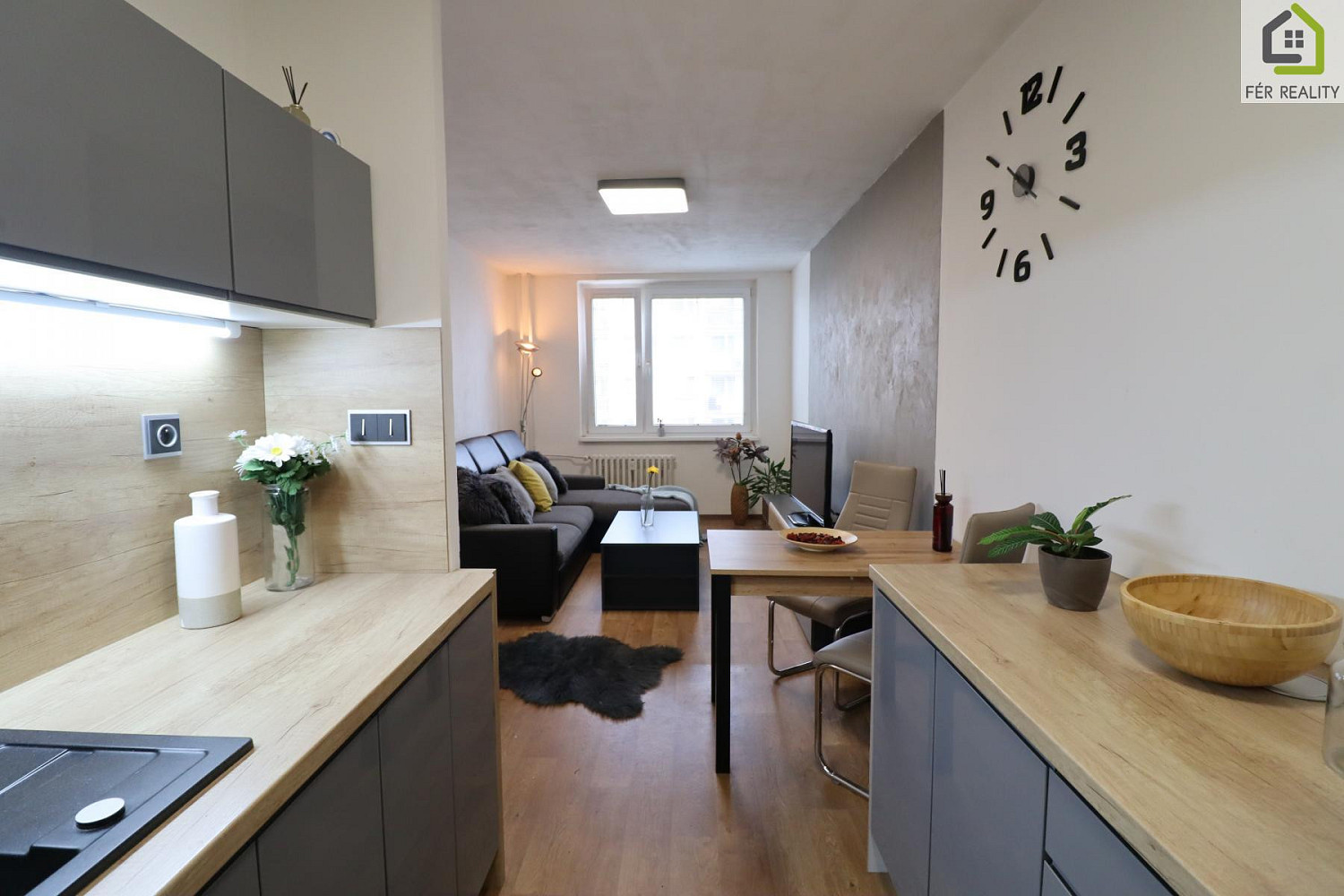 Prodej bytu 2+kk 44 m² — photo 3