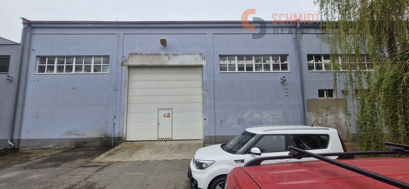 Pronájem výrobních prostor 1 300 m²