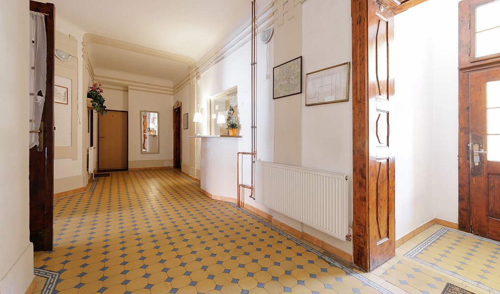 Prodej ubytovacího objektu 820 m², Mikulov – náhled fotky 10