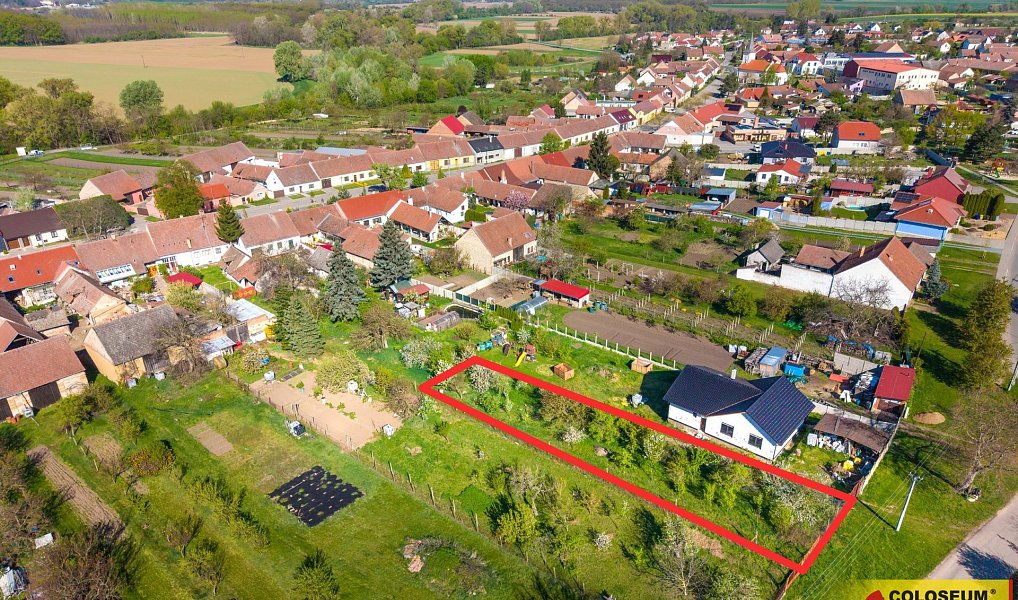 Prodej stavebního pozemku 600 m², Přibice – náhled fotky 2