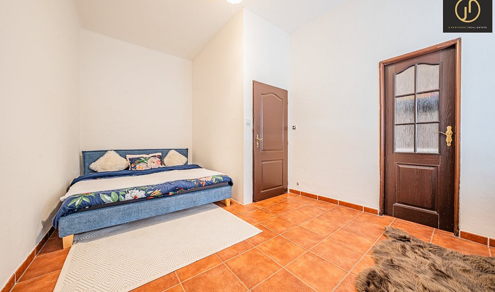 Prodej zemědělského objektu 300 m², Roztoky – náhled fotky 33