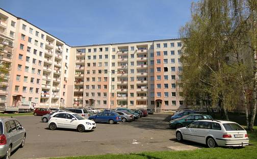 Prodej bytu 3+1 74 m², Pod školou, Teplice - Prosetice
