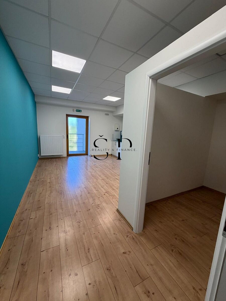 Pronájem obchodních prostor 27 m² – fotografie 3