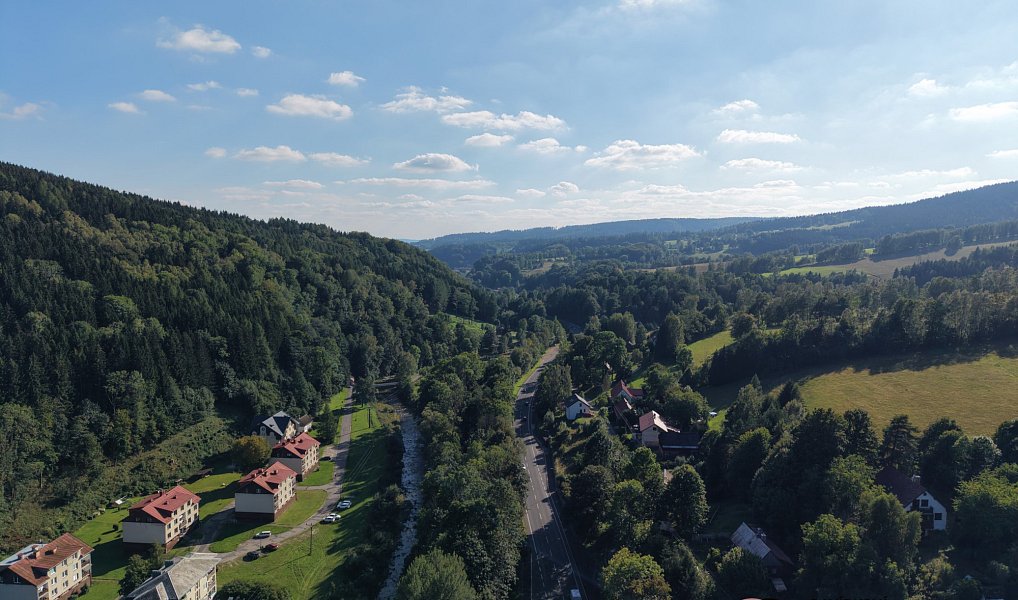 Prodej stavebního pozemku 753 m², Horní Maršov – náhled fotky 10