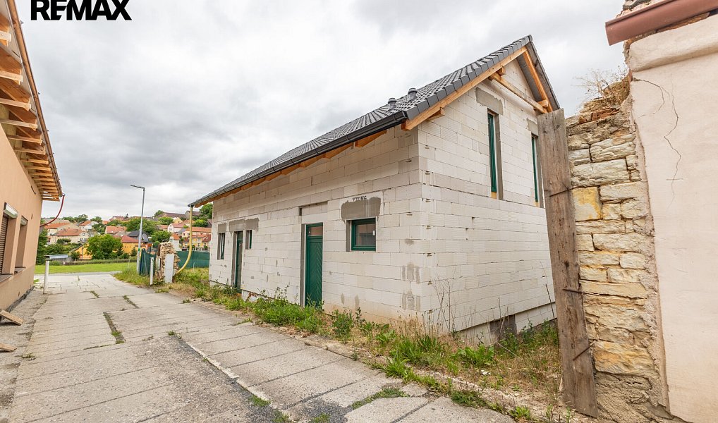 Prodej domu 169 m² s pozemkem 252 m², Hradečno – náhled fotky 28